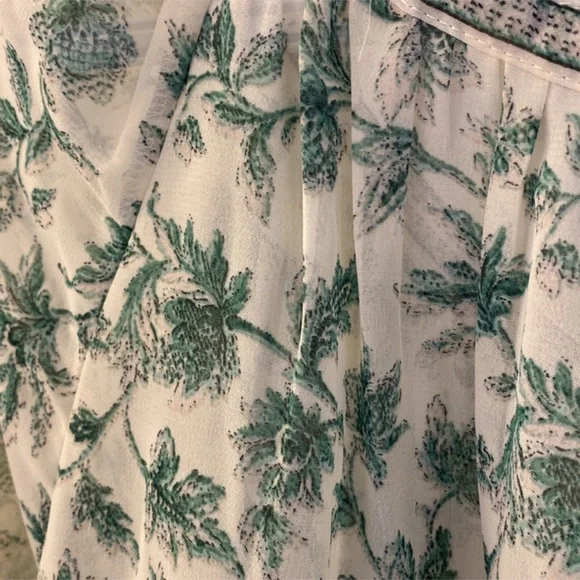 Women’s blouse - Picture 2 of 5